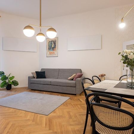 Stylish Old Town Apartment By Easybnb 프라하 외부 사진